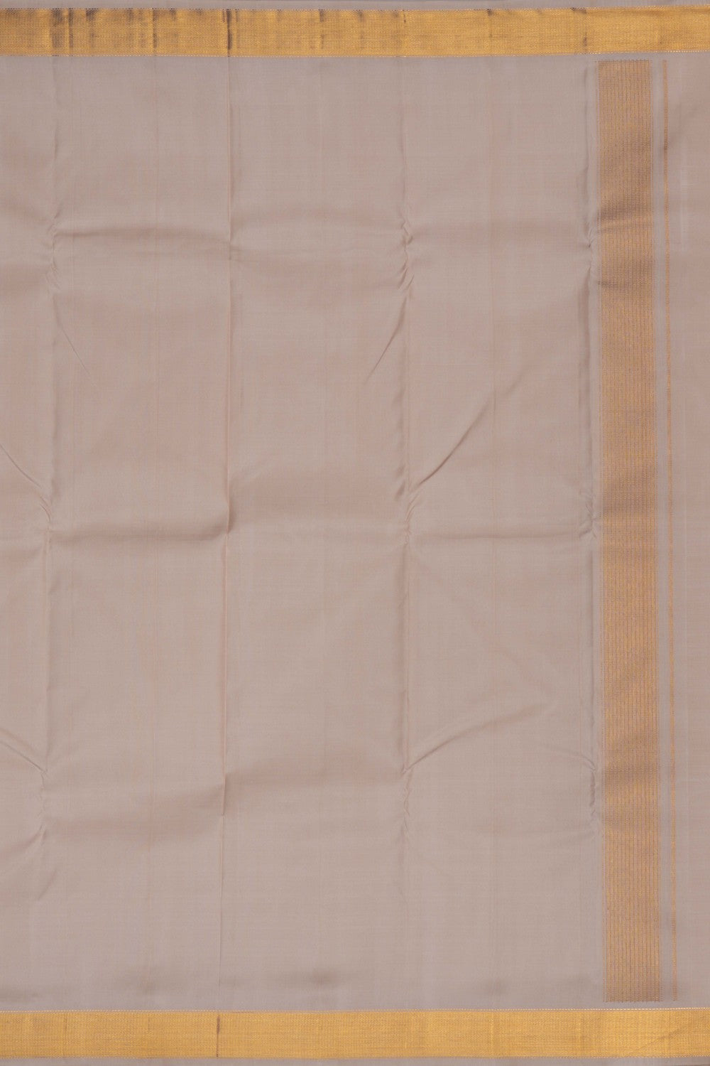 Image of Arani Silk Off-White Dhoti With Kanduva (8 X 4) 3 PCS Set